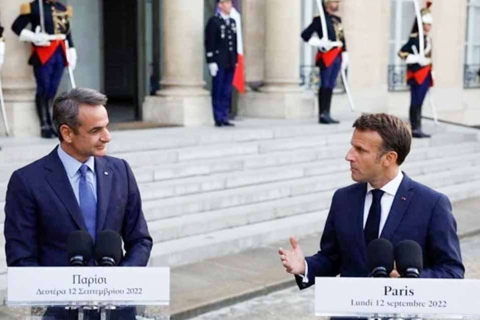 Ο Πρωθυπουργός, ευχαρίστησε τον Γάλλο Πρόεδρο για την ξεκάθαρη στήριξη στα ελληνικά δίκαια