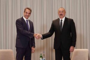 Ο Πρωθυπουργός Κυριάκος Μητσοτάκης συναντήθηκε με τον Πρόεδρο του Αζερμπαϊτζάν Ilham Aliyev
